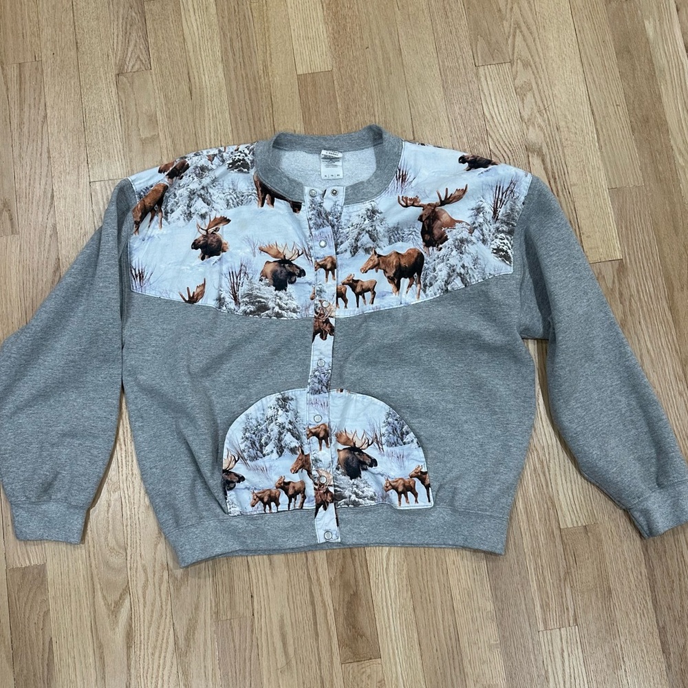 Upcycled Handmade Winter Moose Print pearl snap Sweatshirt Size XL